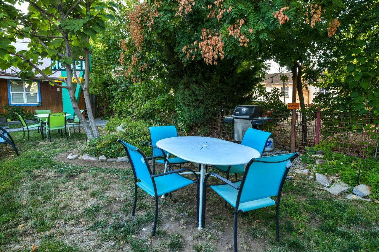 Lodge 5 - Downtown Location. Studio With Shared Hot Tub. Minutes To Arches N.P. Моуаб Екстериор снимка